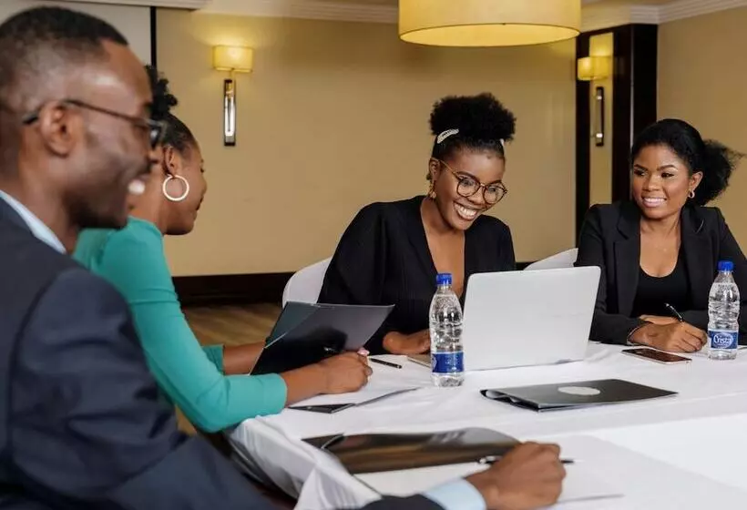 هتل Pullman Lubumbashi Grand Karavia