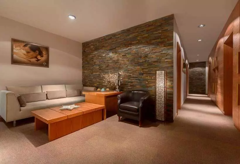 هتل Ramada Resort Kranjska Gora