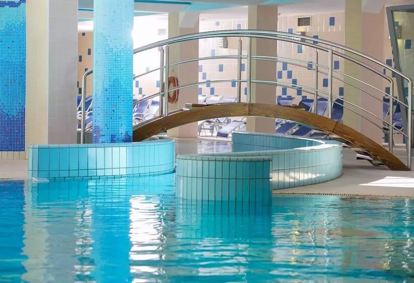 هتل Ramada Resort Kranjska Gora