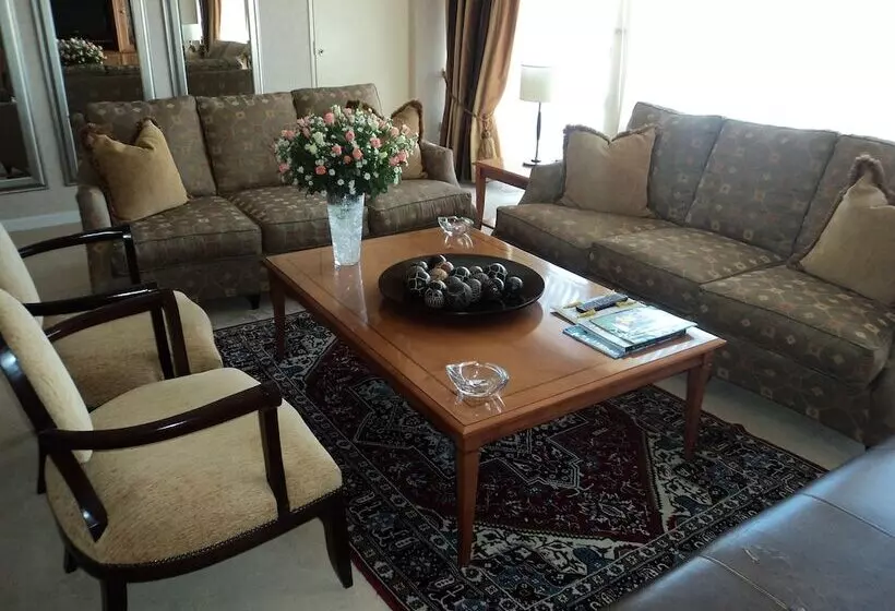 호텔 Taj Pamodzi Lusaka