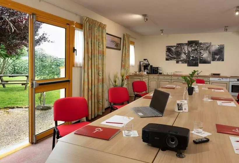 هتل The Originals Access, Bourges Nord Saintdoulchard