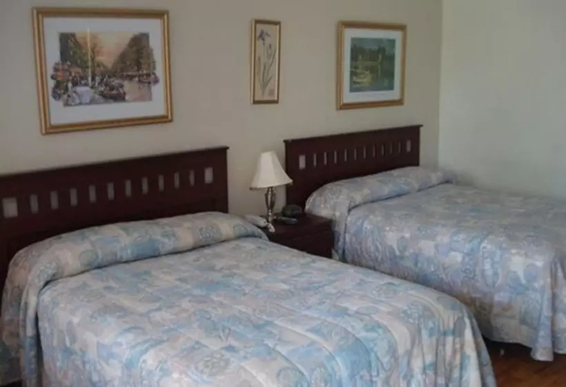 فندق على الطريق Knights Inn Hallandale