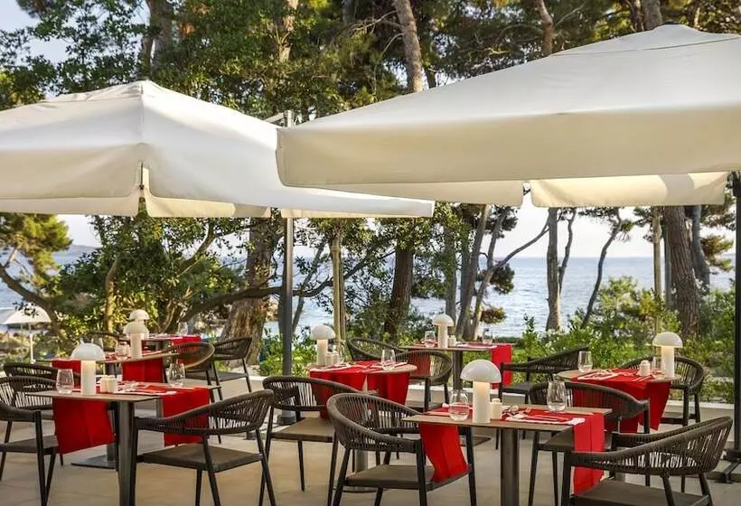 Valamar Carolina Hotel & Villas