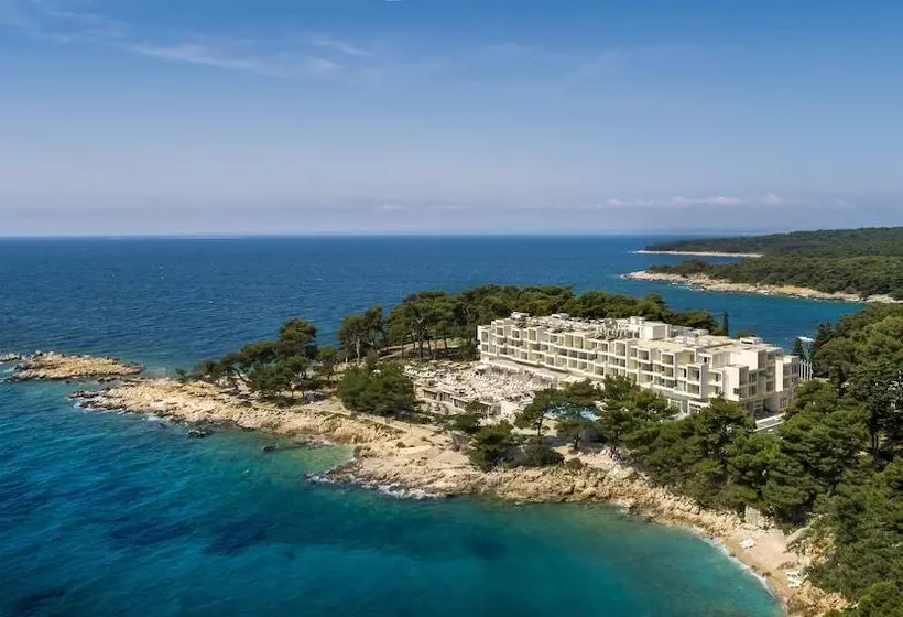 Valamar Carolina Hotel & Villas