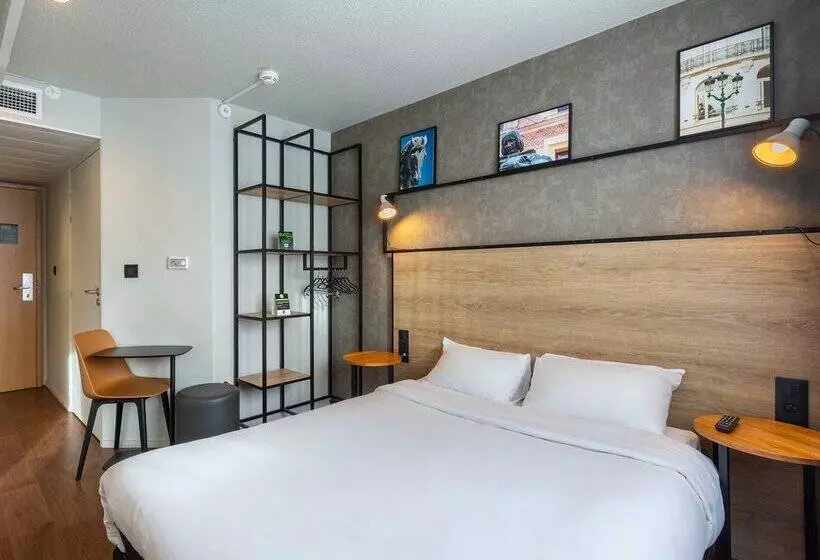 B&b Hotel Orléans Nord Saran