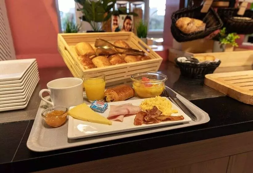 B&b Hotel Orléans Nord Saran