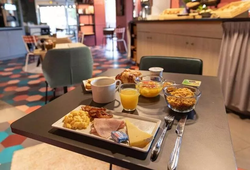 B&b Hotel Orléans Nord Saran