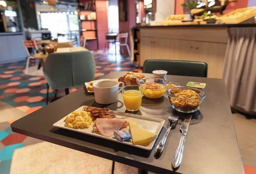 B&b Hotel Orléans Nord Saran