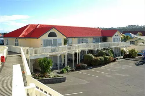 Fountain Court Motel