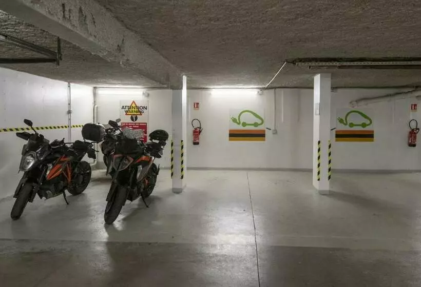 فندق Ibis Gap Centre