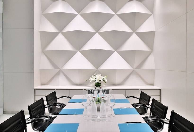 ホテル Le Méridien New Delhi