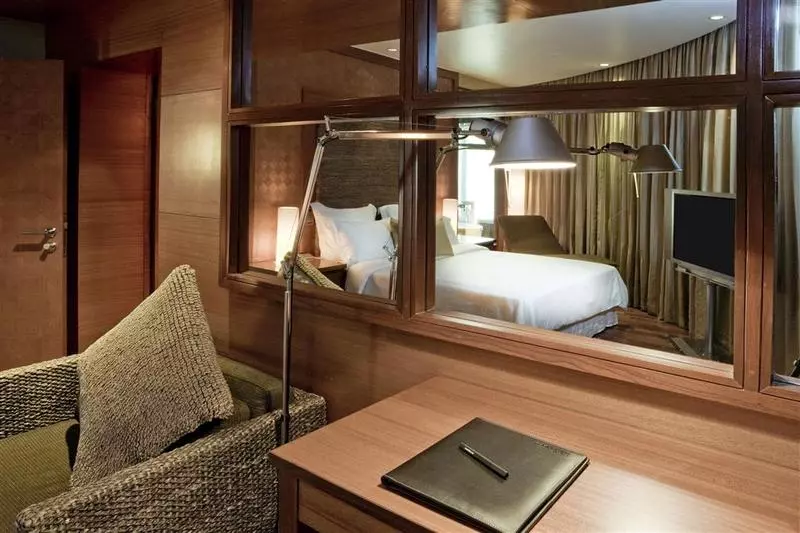 Отель Le Méridien New Delhi