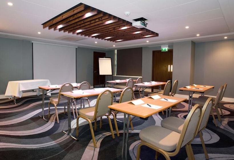 فندق Sandman Signature London Gatwick