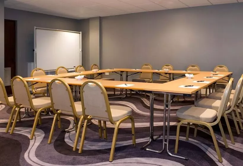 Hotel Sandman Signature London Gatwick