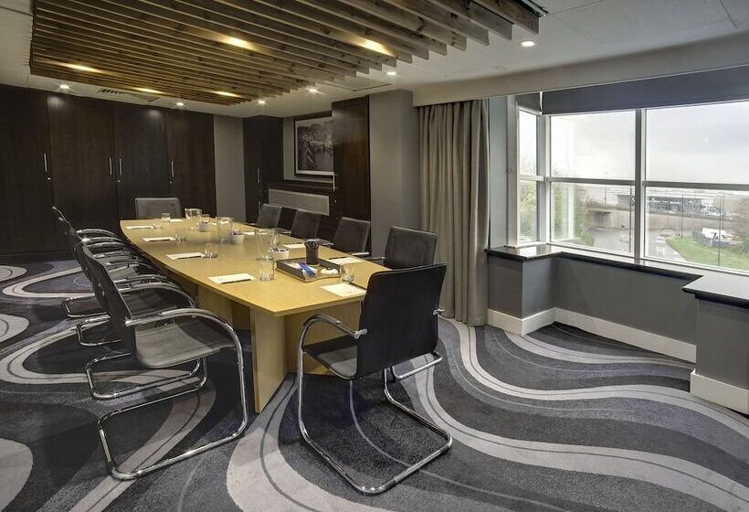 فندق Sandman Signature London Gatwick