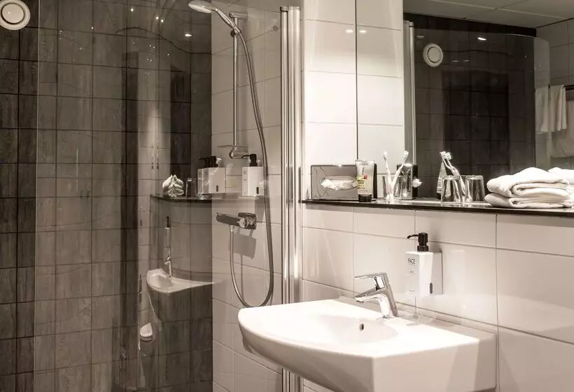 Hotell Scandic Infra City