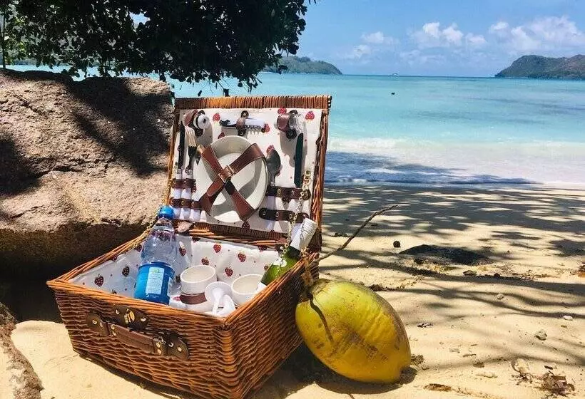 渡假胜地  Le Domaine De La Réserve