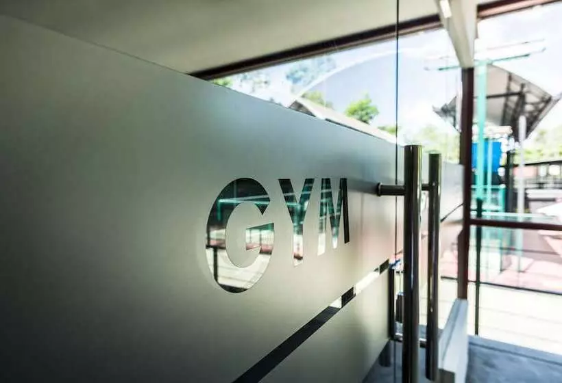 Riande Aeropuerto Hotel Casino