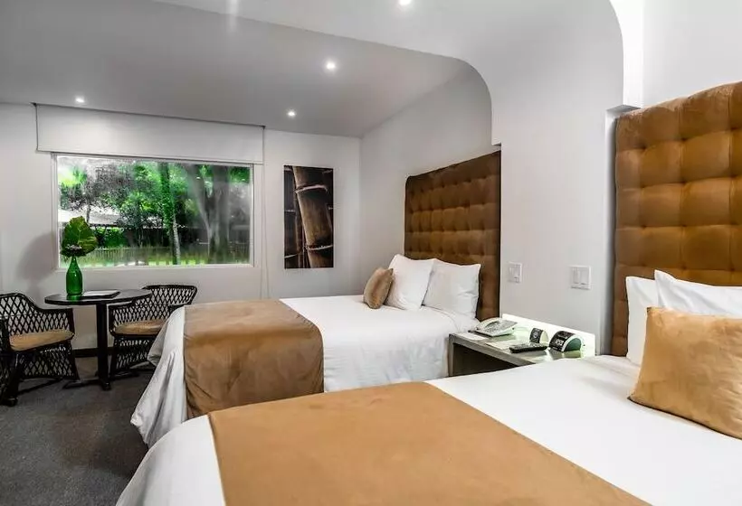 Riande Aeropuerto Hotel Casino