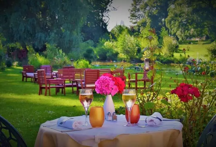 酒店 Château De Bellefontaine   Teritoria