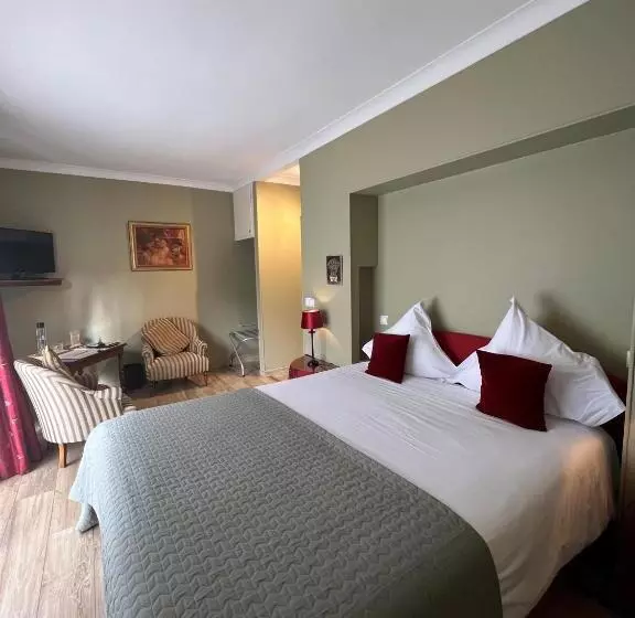 هتل De La Gaichel