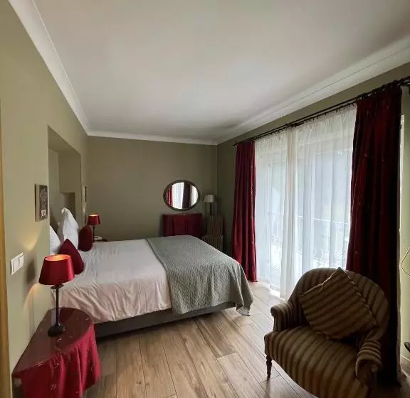 هتل De La Gaichel