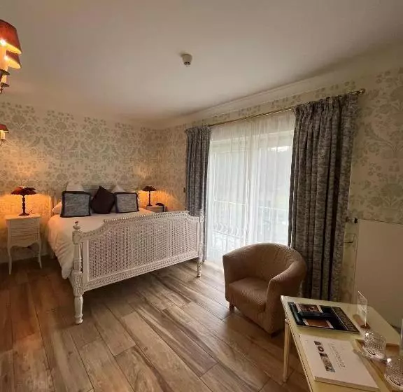 هتل De La Gaichel