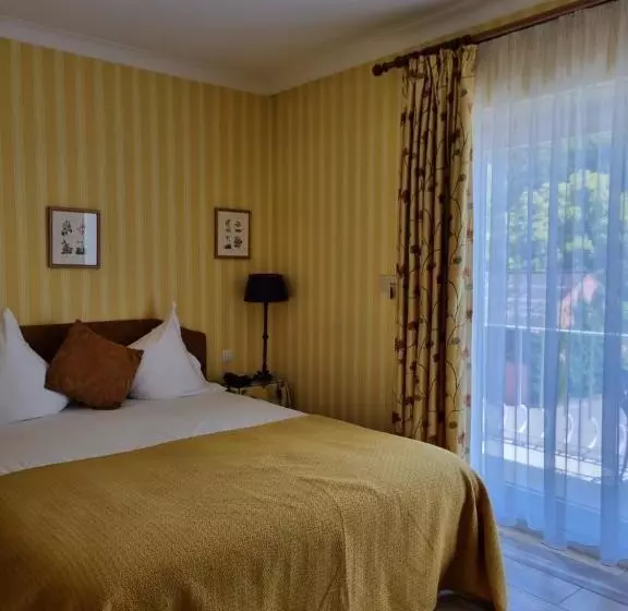 هتل De La Gaichel