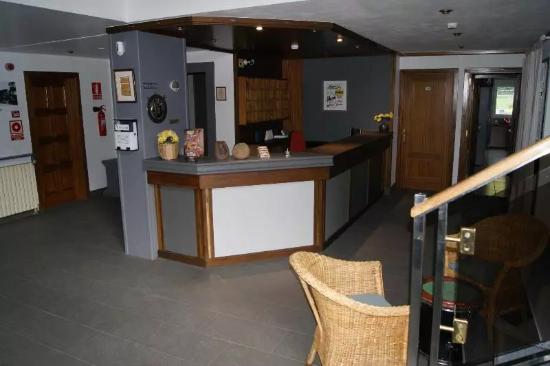 هتل Font Del Marge