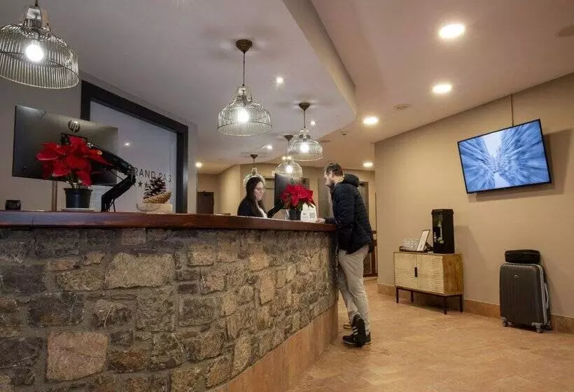 هتل Grand Pas by Nexta