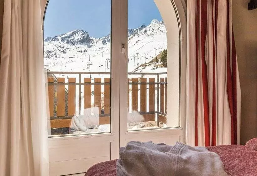 هتل Grand Pas by Nexta