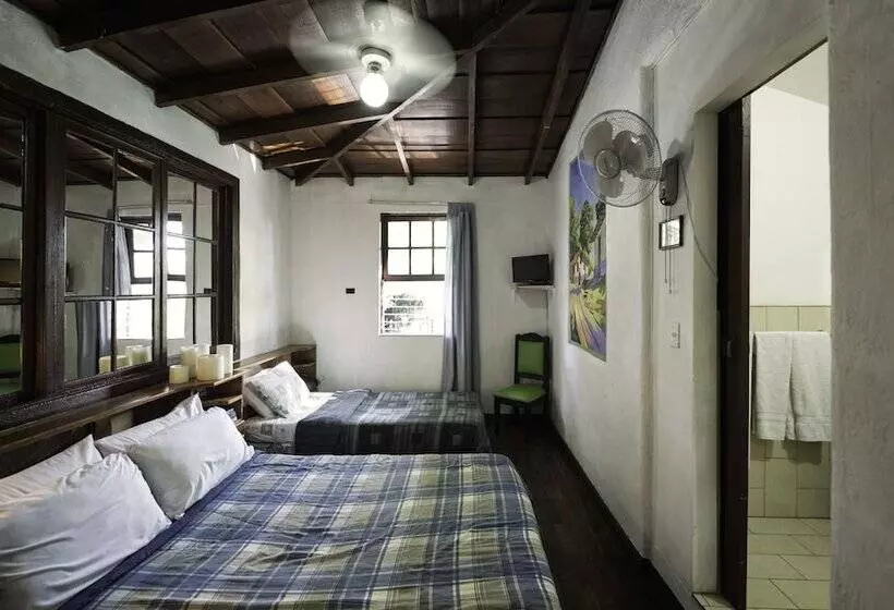 ホテル Hemingway Inn