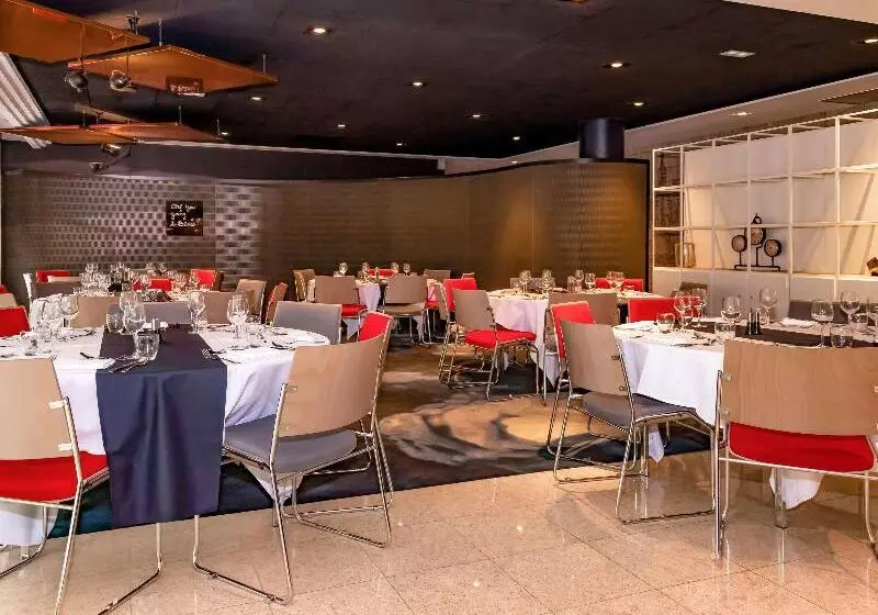 Отель Hôtel Mercure Blois Centre