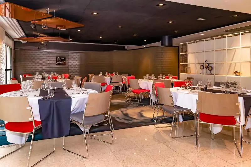 Отель Hôtel Mercure Blois Centre