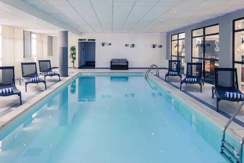 Отель Hôtel Mercure Blois Centre