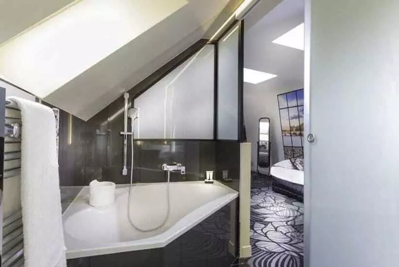 هتل Ile De France Opera