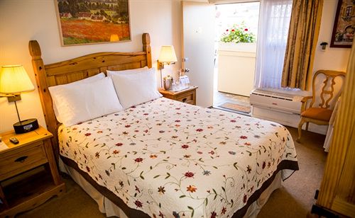 Отель La Jolla Inn