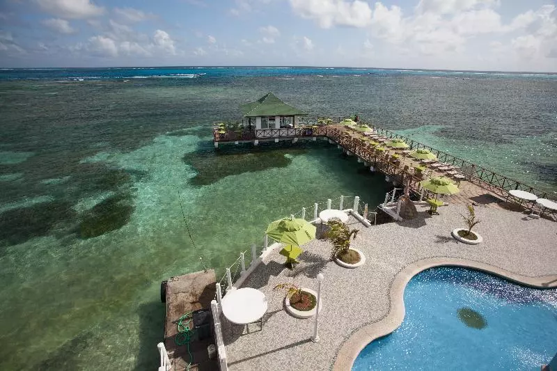 فندق Lord Pierre