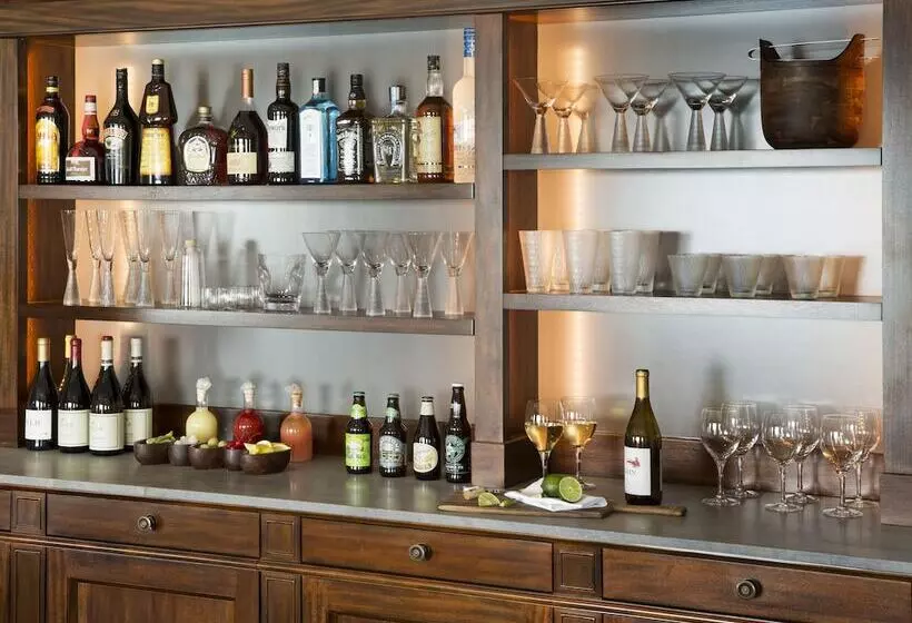 Monterey Plaza Hotel & Spa