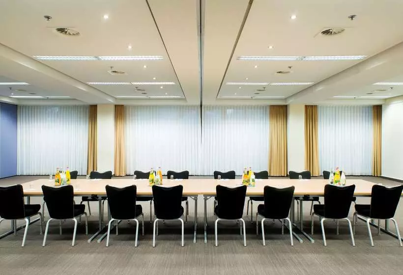 Hotel NH Dresden Neustadt