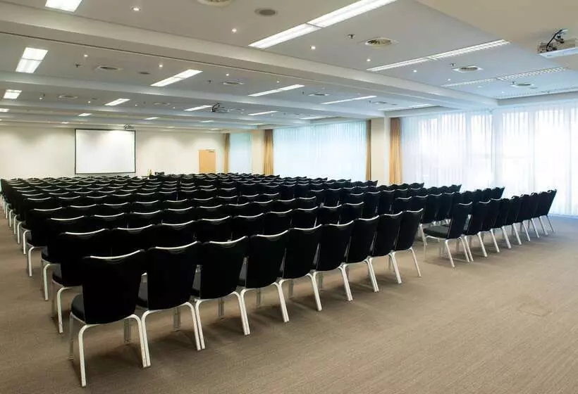 Hotel NH Dresden Neustadt