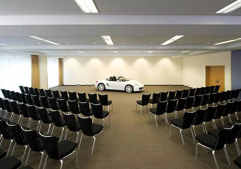 Hotel NH Dresden Neustadt