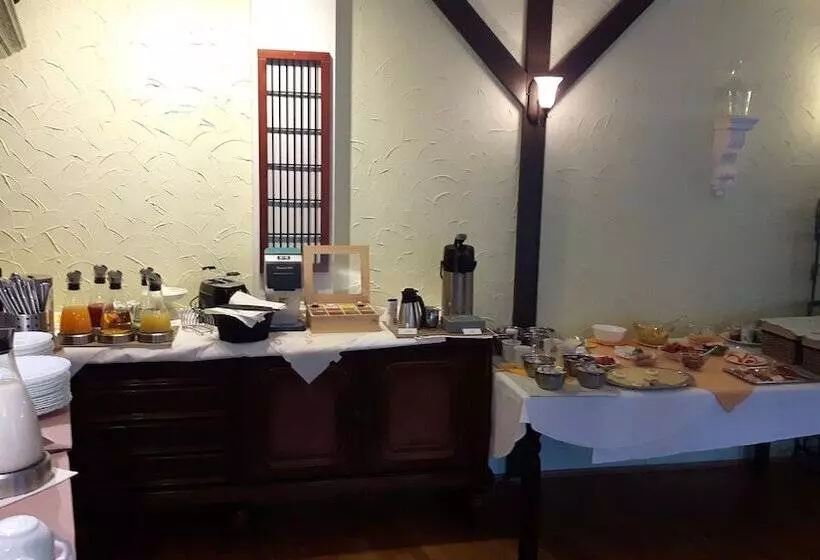 酒店 & Pension Plagwitzer Hof