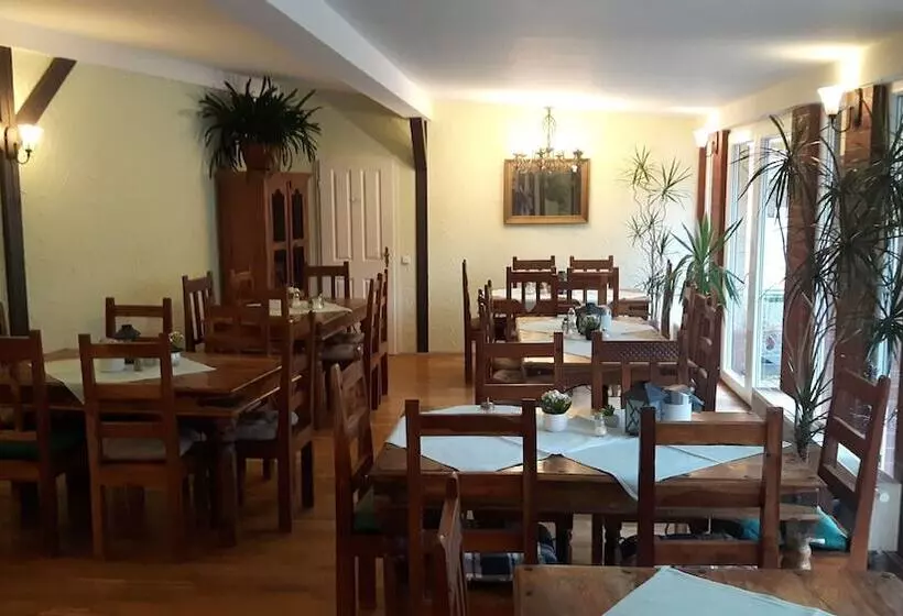 酒店 & Pension Plagwitzer Hof