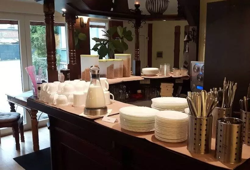 酒店 & Pension Plagwitzer Hof