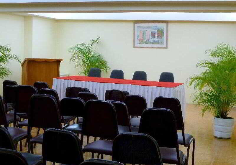 هتل Royal Palm Suite