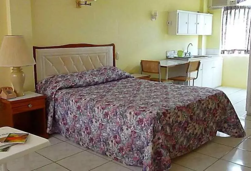 Hotel Royal Palm Suite