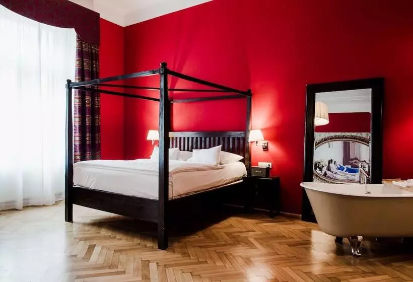 Small Luxury Hotel Altstadt Vienna