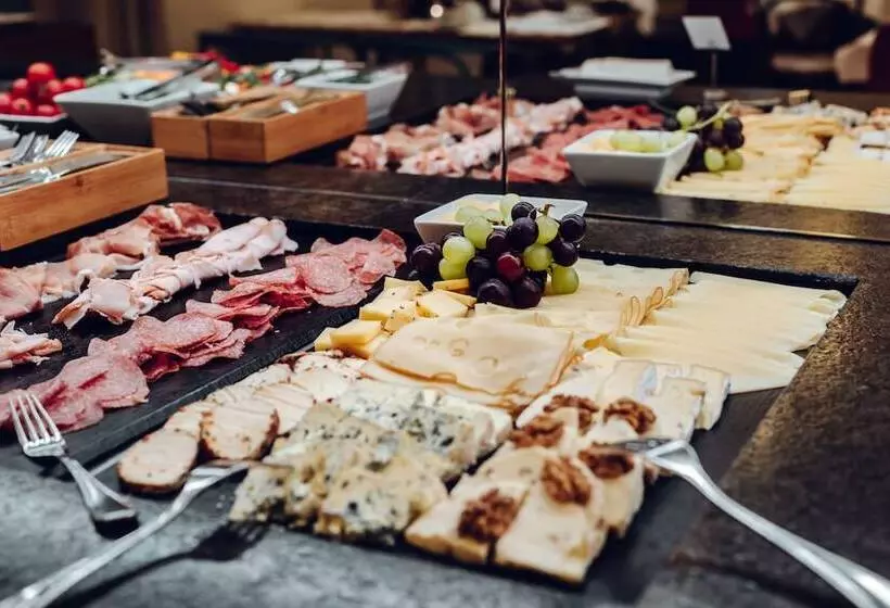 Small Luxury Hotel Altstadt Vienna