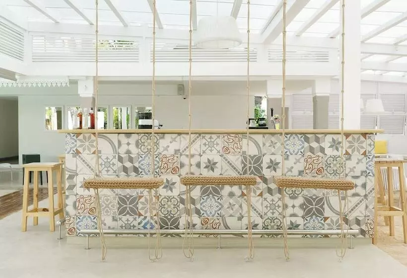 Hotel Tropical Attitude